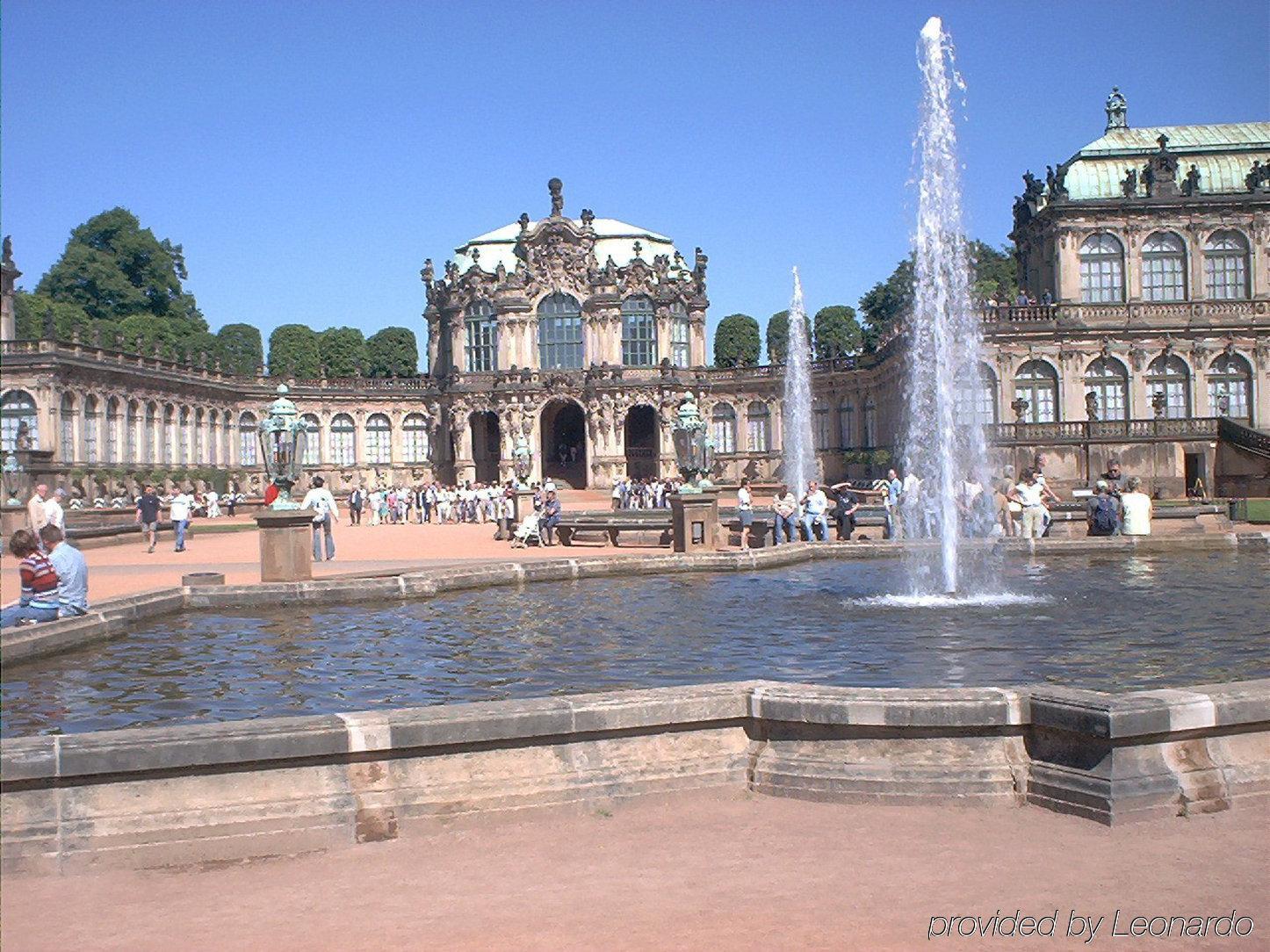 Courtyard By Marriott Hotel Dresden
